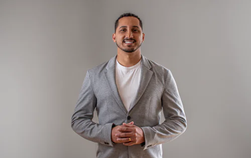 Corporativo – João Marcos-2 Corporativo - João Marcos-2